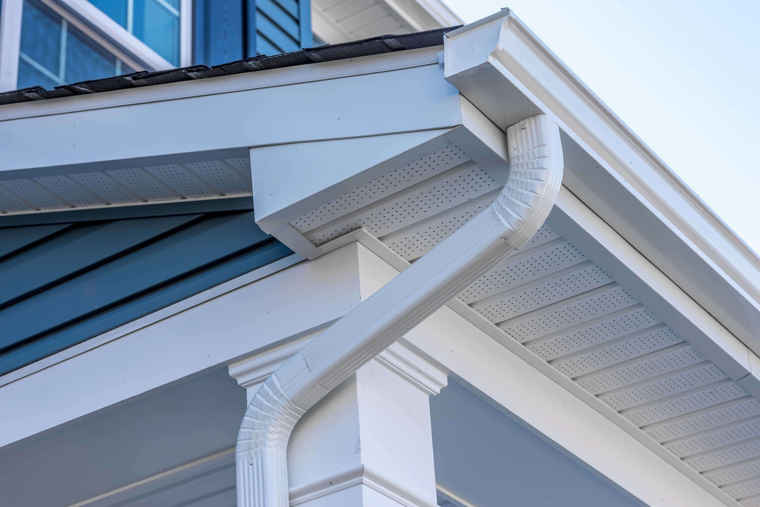 Cheap and durable vinyl gutters installation in Phoenix